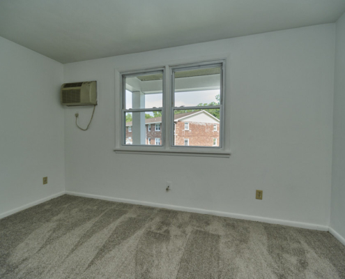 Slate Creek Apartments and Townhomes Living Room Detail